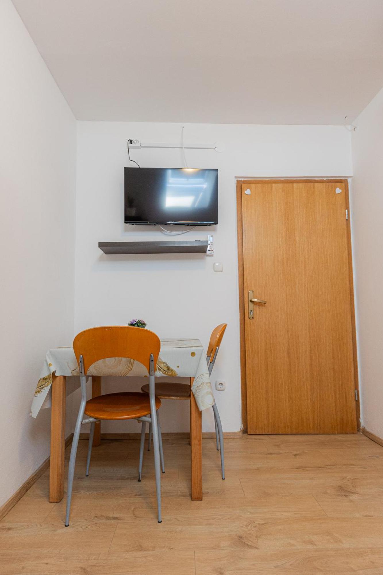 Rooms Kozarje Ljubljana Dış mekan fotoğraf
