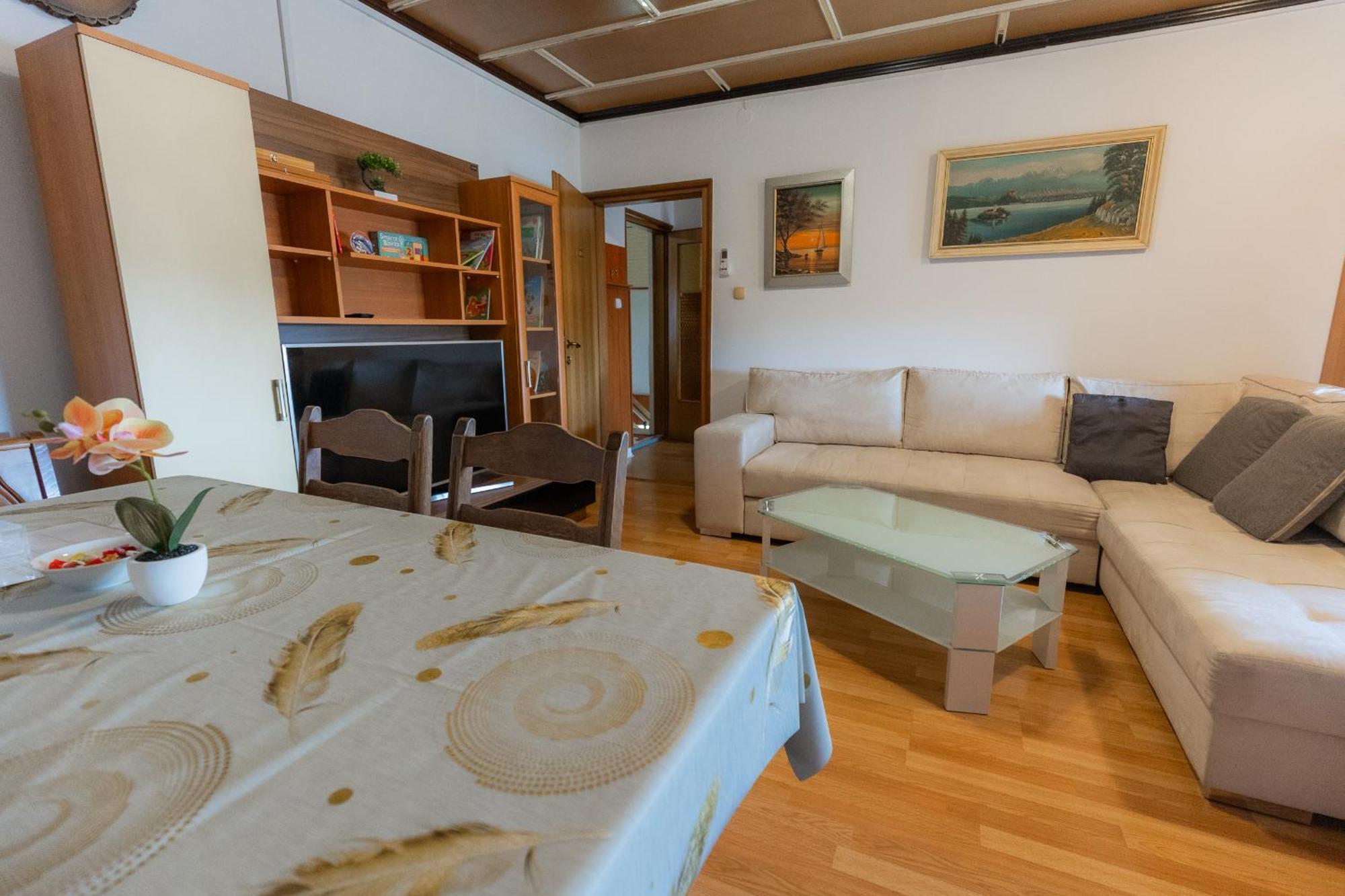 Rooms Kozarje Ljubljana Dış mekan fotoğraf